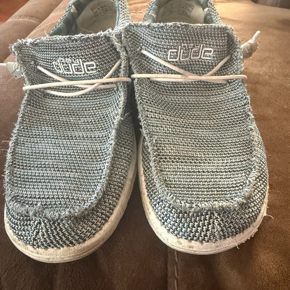 Men's Hey Dude Shoes - Picture 2 of 4
